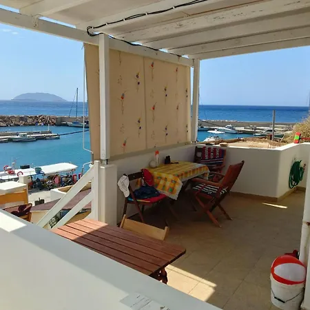 Holiday home Deep Blue *
